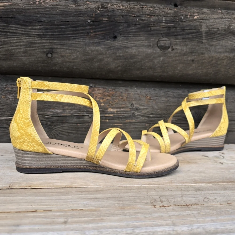 Boutique by Corkys NEW Sweet Tea Coastal Boho Revival Wedge Sandals 6M